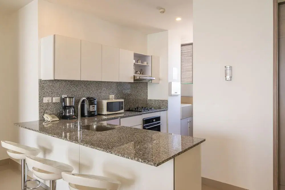 Adlas Condo by the Beach
