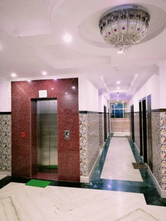 OYO 5876 Hotel KS International