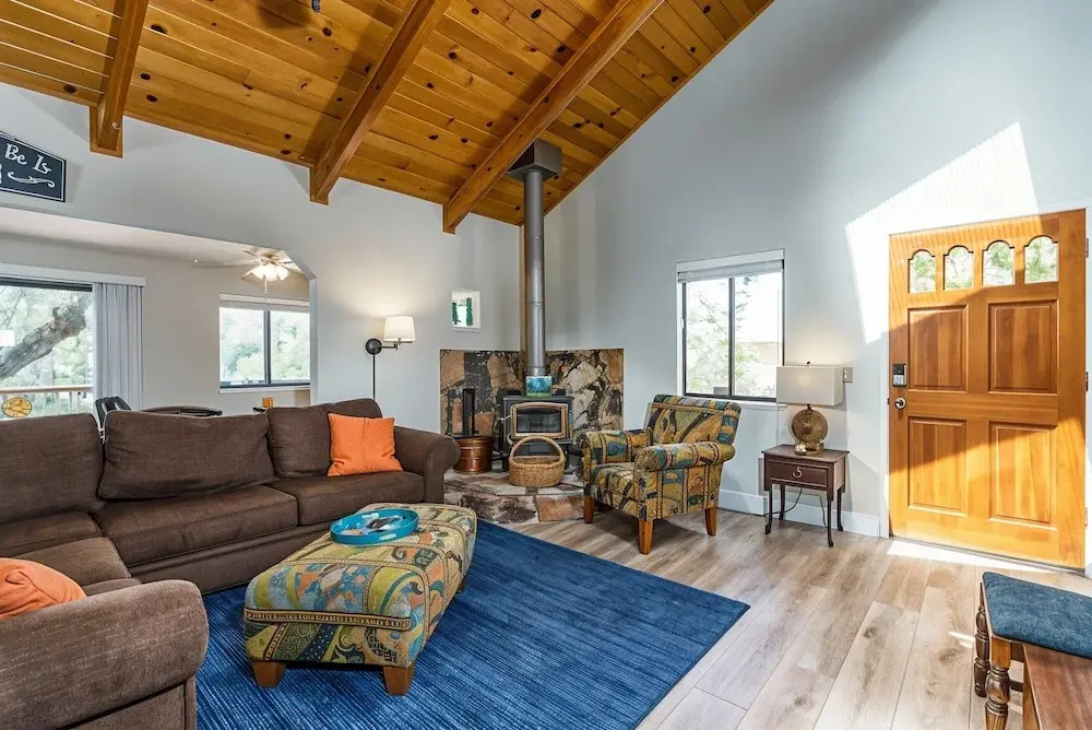 Three Wild Turkeys - Amazing Outdoor Spaces!  2 Decks! by Yosemite Region Resorts