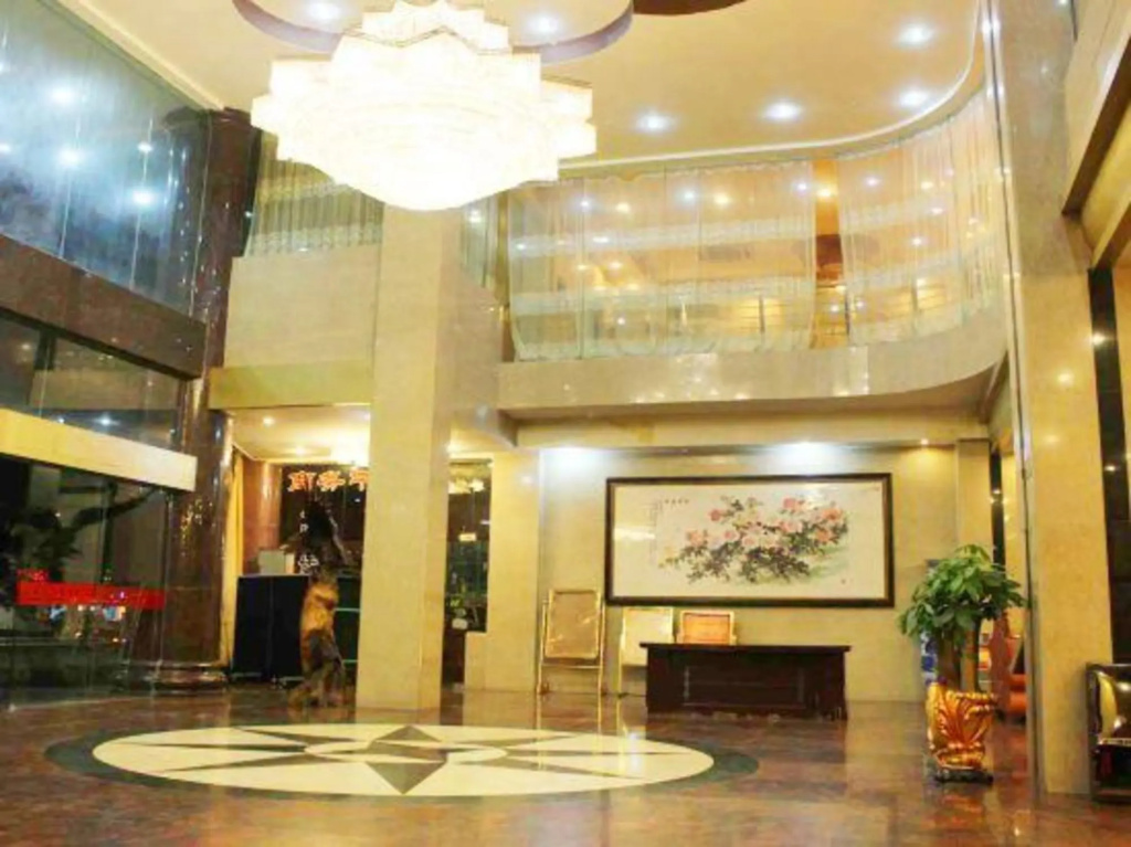 Bailegong Hotel Xinfeng
