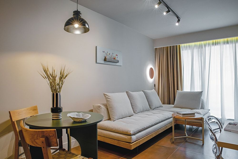 Pavo Art Hotel