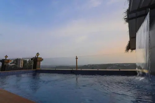 Hill Top Luxury Villa - 3 BHK || Infinity Pool