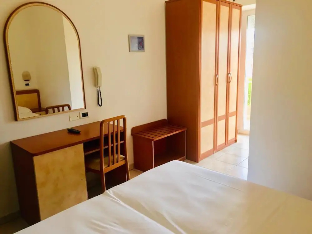 HOTEL ADRIA BEACH