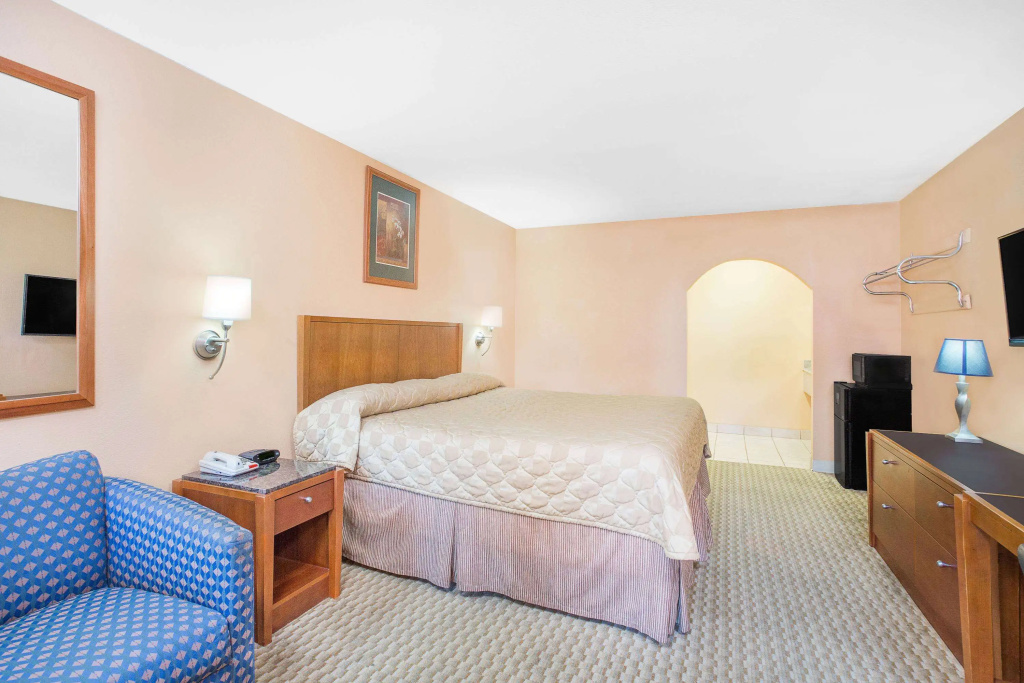 Super 8 by Wyndham San Angelo