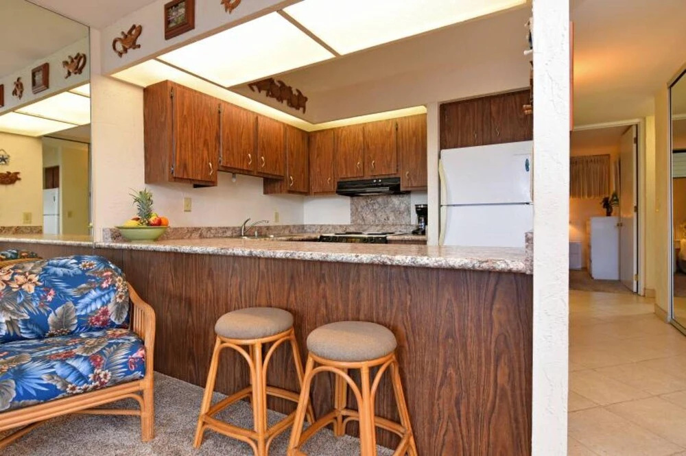 Papakea D-204 by Maui Life Realty