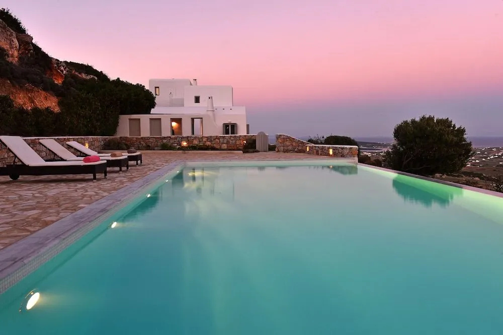Villa Oliviers · Deluxe Villa - Infinity Pool & Helipad