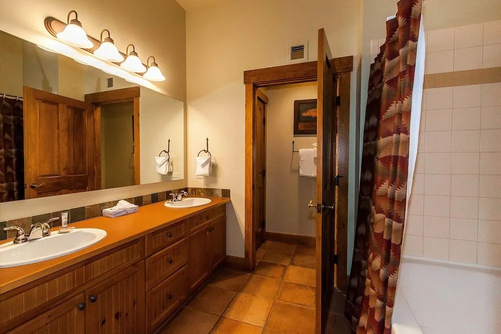 Springs #8903 - 4 Br Condo