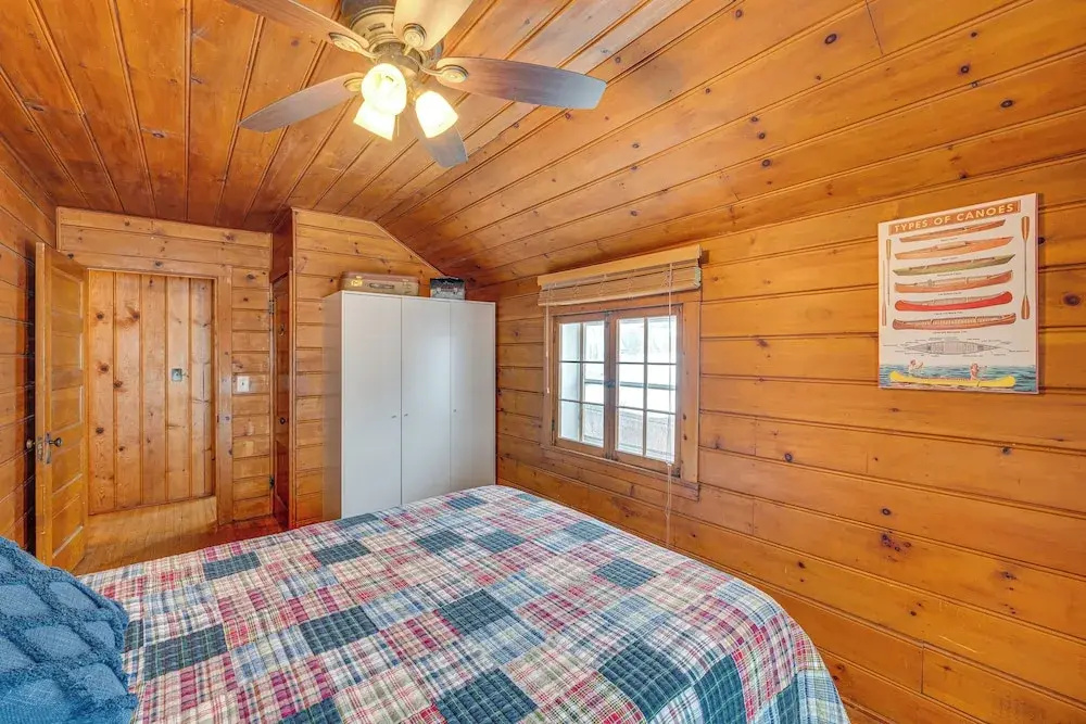 Family-friendly Lake Waubesa Home: Boat + Swim!