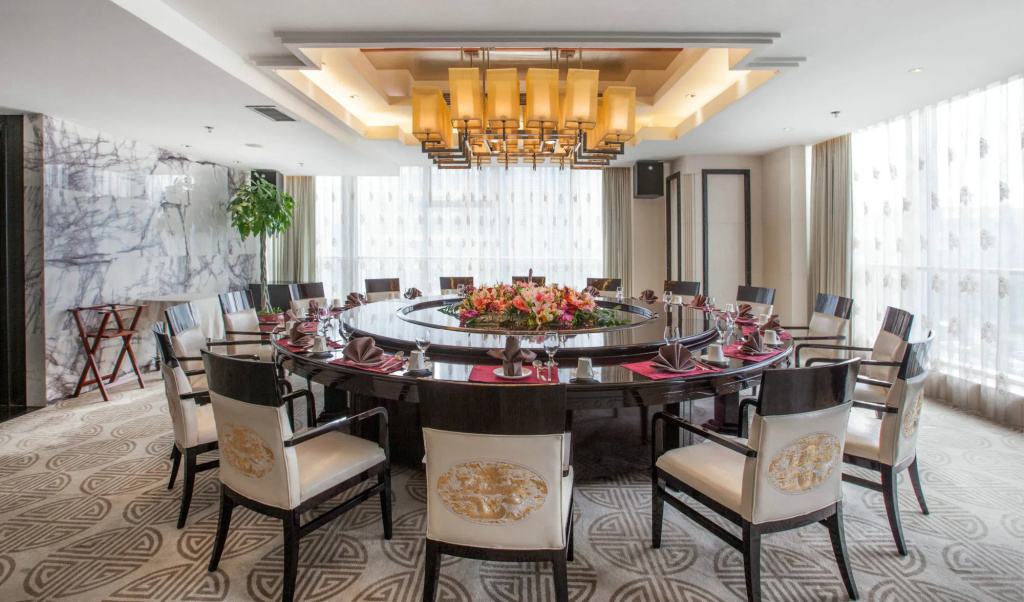 Holiday Inn Beijing Focus Square by IHG