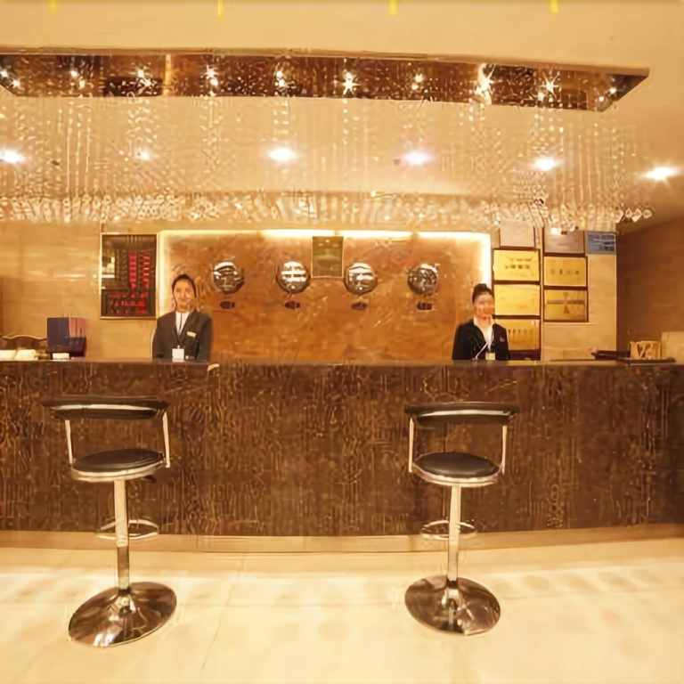She and He Service Apartment