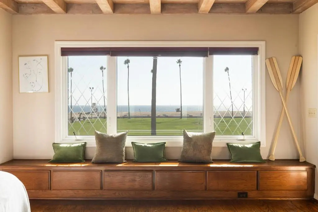 Sea Glass by Avantstay | Beach House on Balboa Peninsula W/ Patio