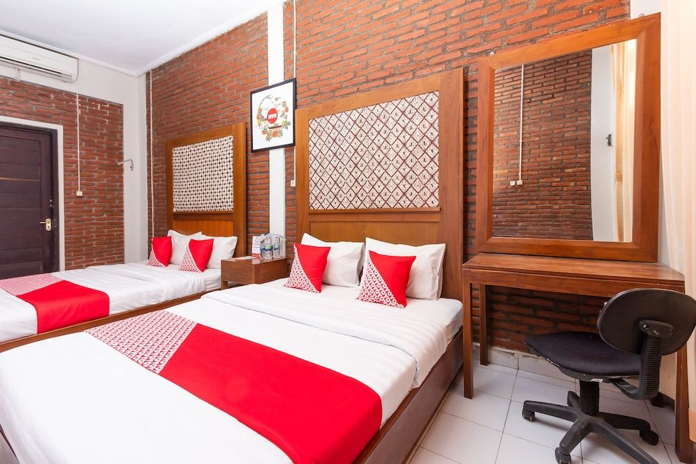 OYO 1050 Rifka Annisa Guesthouse Syariah