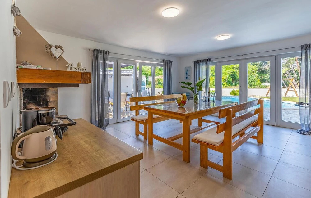 Awesome Home in Premantura With Outdoor Swimming Pool, Wifi and 3 Bedrooms