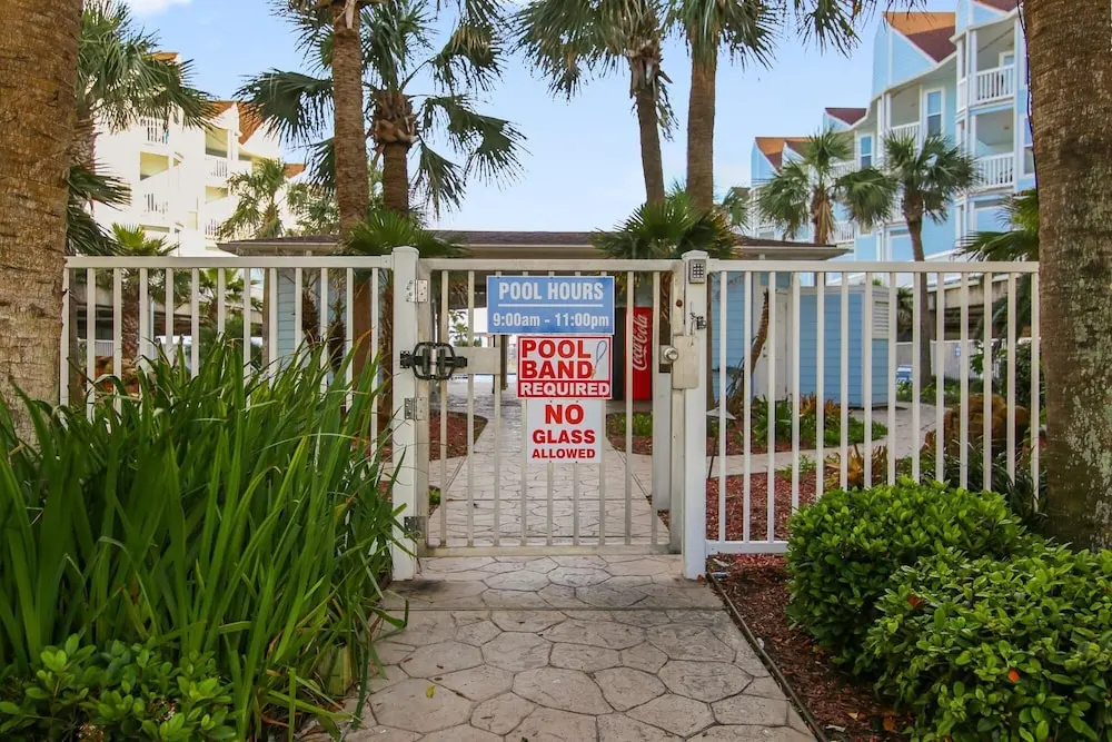 Seascape 2121 Condo
