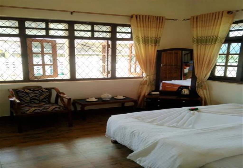 Peace Garden Hotel
