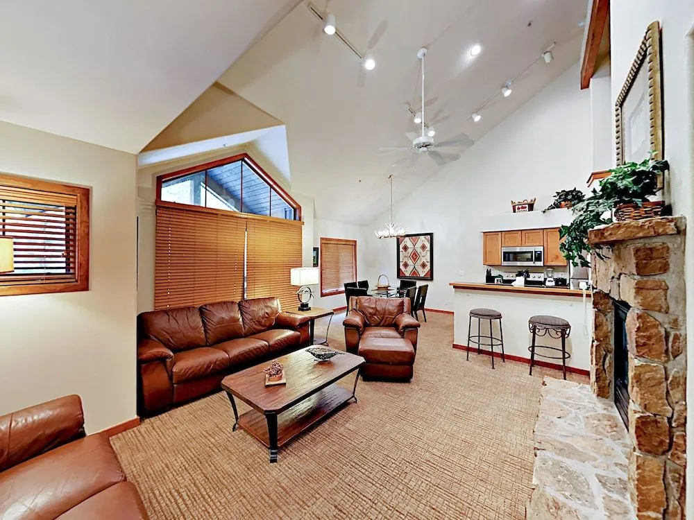 Ski-in/Walk-out Breckenridge Condo by RedAwning