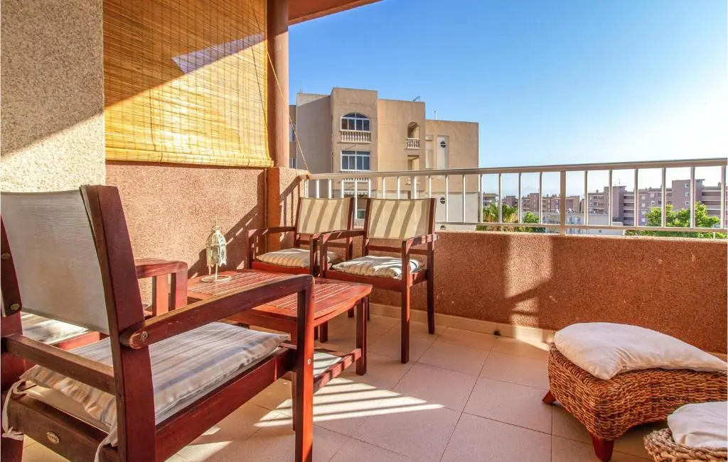 Amazing apartment in Elche with Outdoor swimming pool, 2 Bedrooms and Swimming pool
