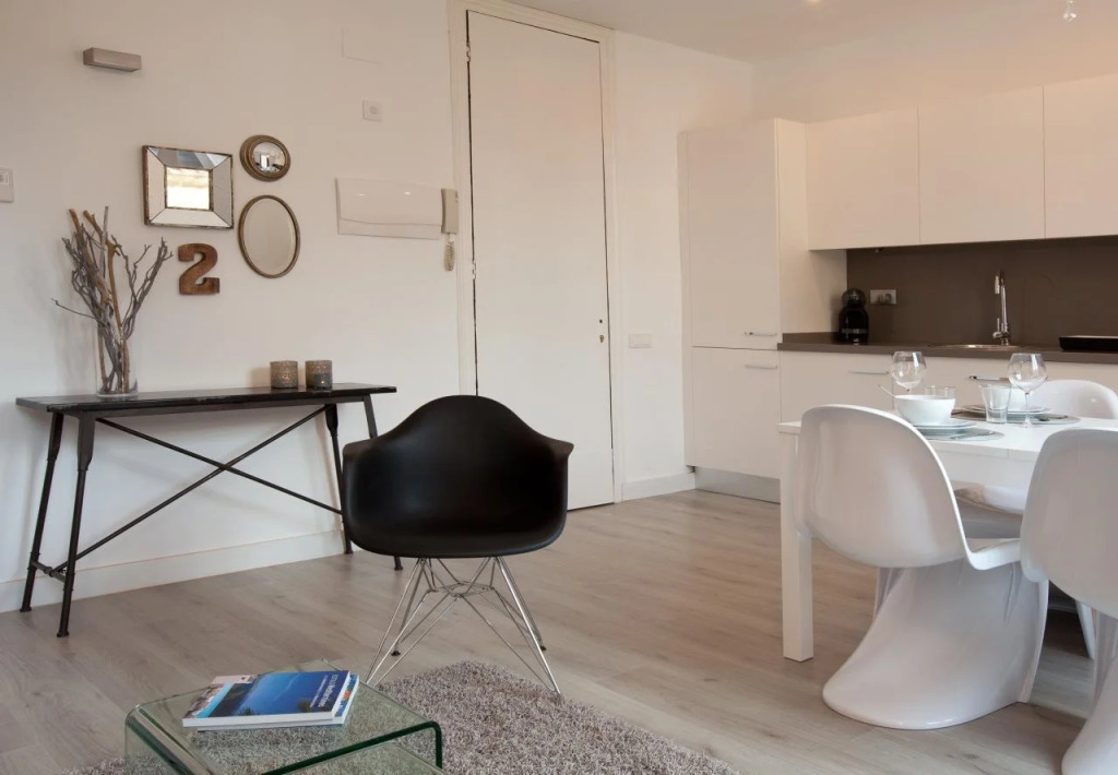 Click&Flat Seneca Suites