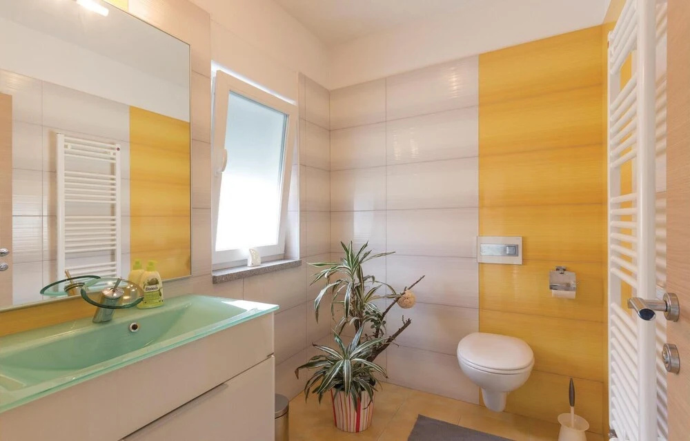 Beautiful Home in Pula With Sauna, Wifi and 5 Bedrooms