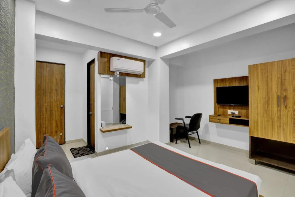 Hotel Royal Mansion, Gandhinagar