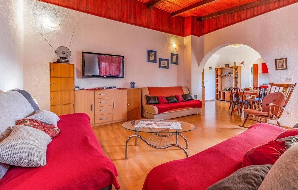 Amazing Home in Pula With Wifi and 3 Bedrooms