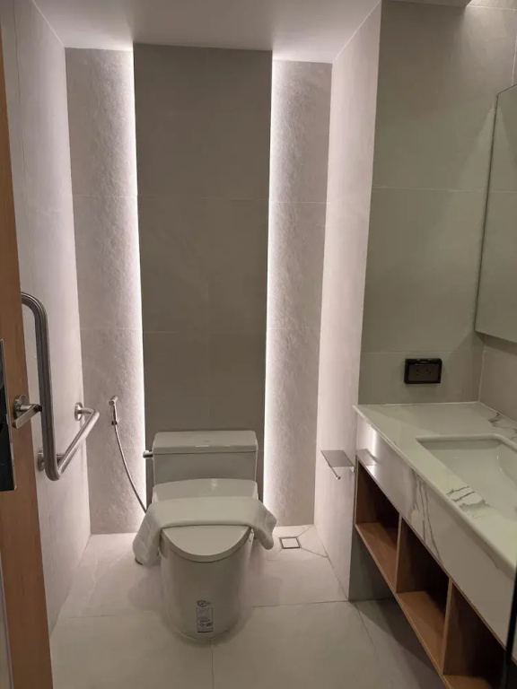Aston Hotel Pattaya