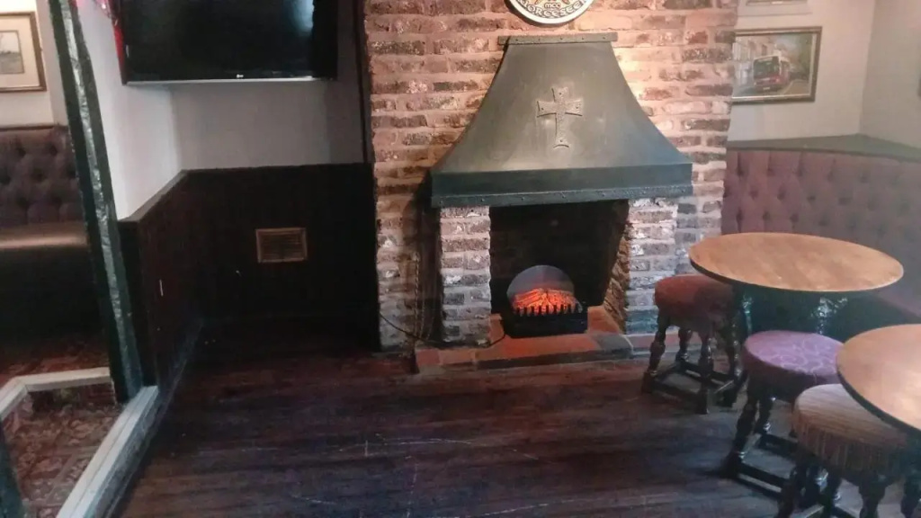Ye Olde Black Cross