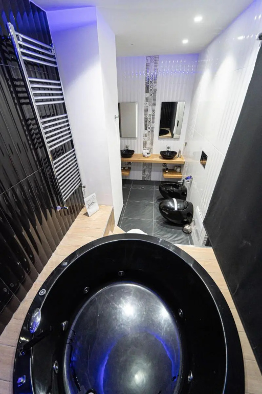 Al Campanile H Napoli Centro, by ClaPa Group Dislocated Hospitality