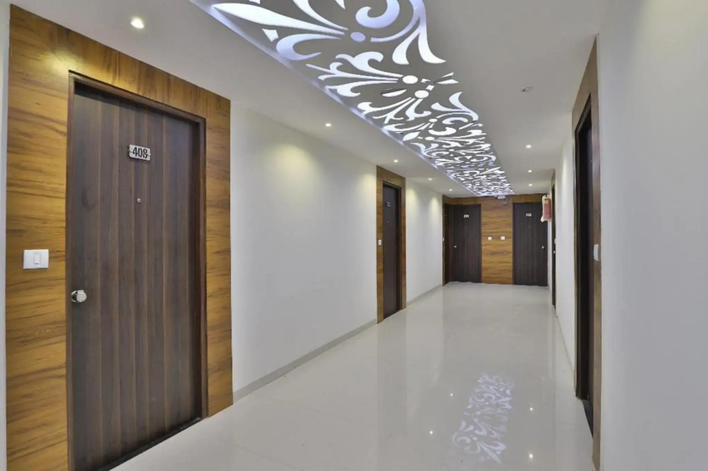 OYO 41875 Hotel Hill City