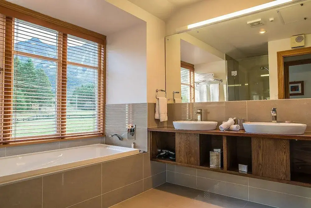 Grasmere High Country Bed & Breakfast Lodge