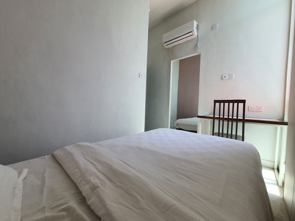 Tt99 Cozy Stay by Oyo Rooms