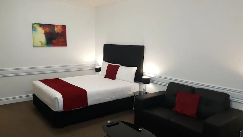Melbourne Kew Central Apartments Official