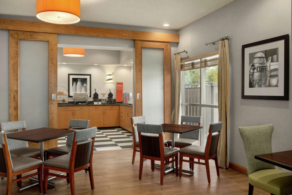 Hampton Inn Phoenix Midtown Downtown Area