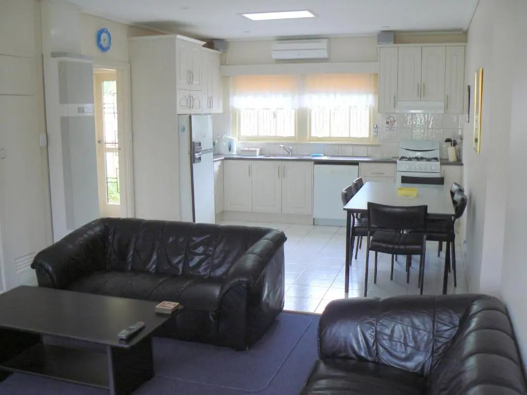 Rosebud Beach Unit 200 mt to Beach Late checkout