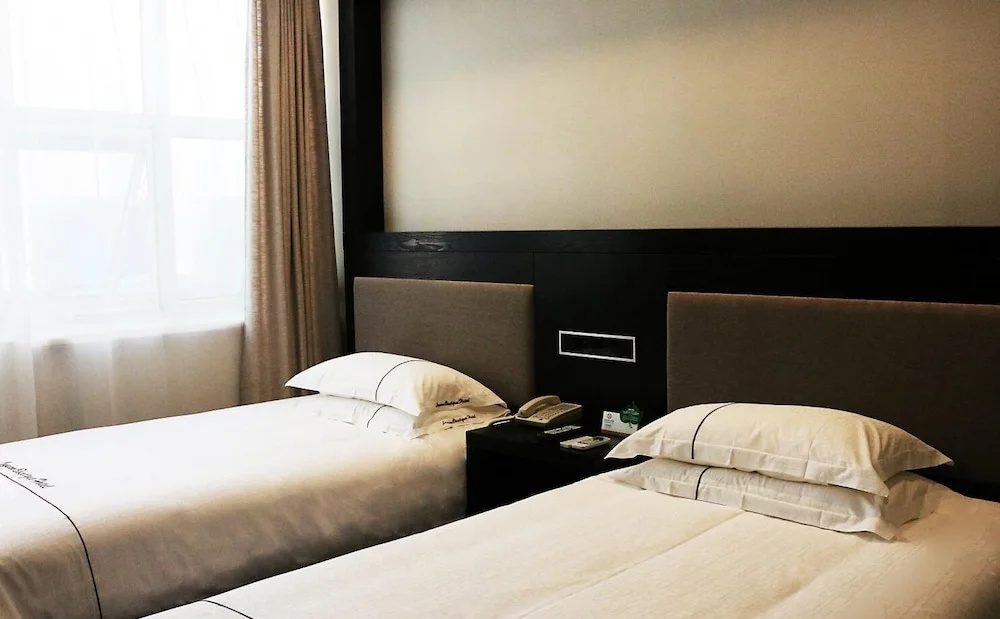 Qingdao Leyuan Hotel