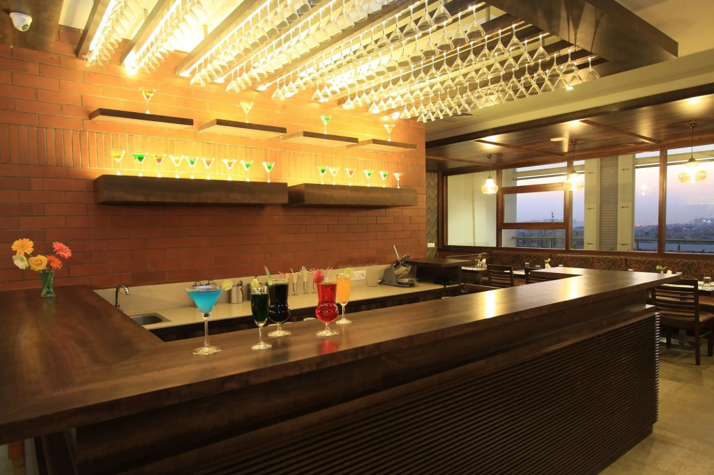 Icon Business Hotel by Bhagini