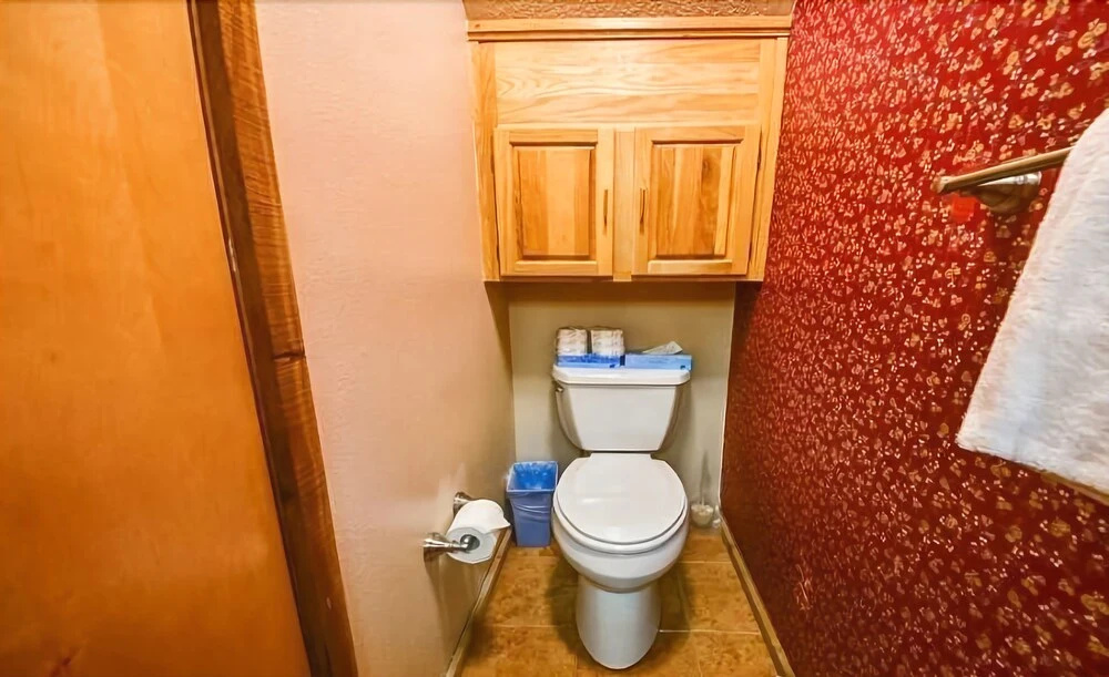 The Lifts #a-2 - 2 Bedroom Plus Loft 3 Bedrooms 3 Bathrooms Condo