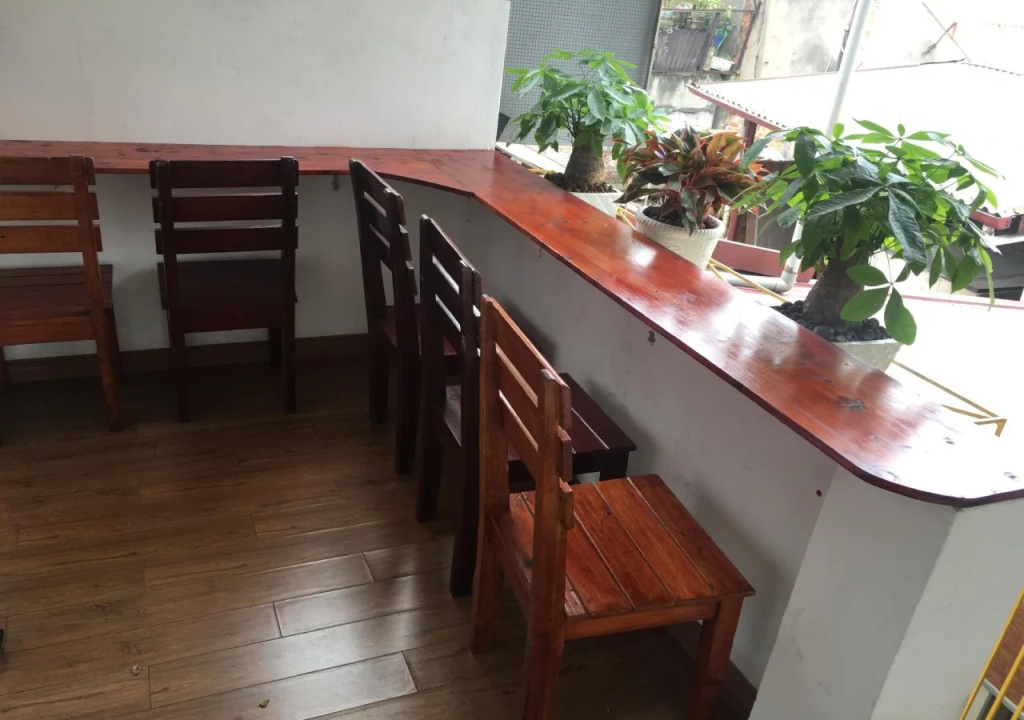 Meow Hostel