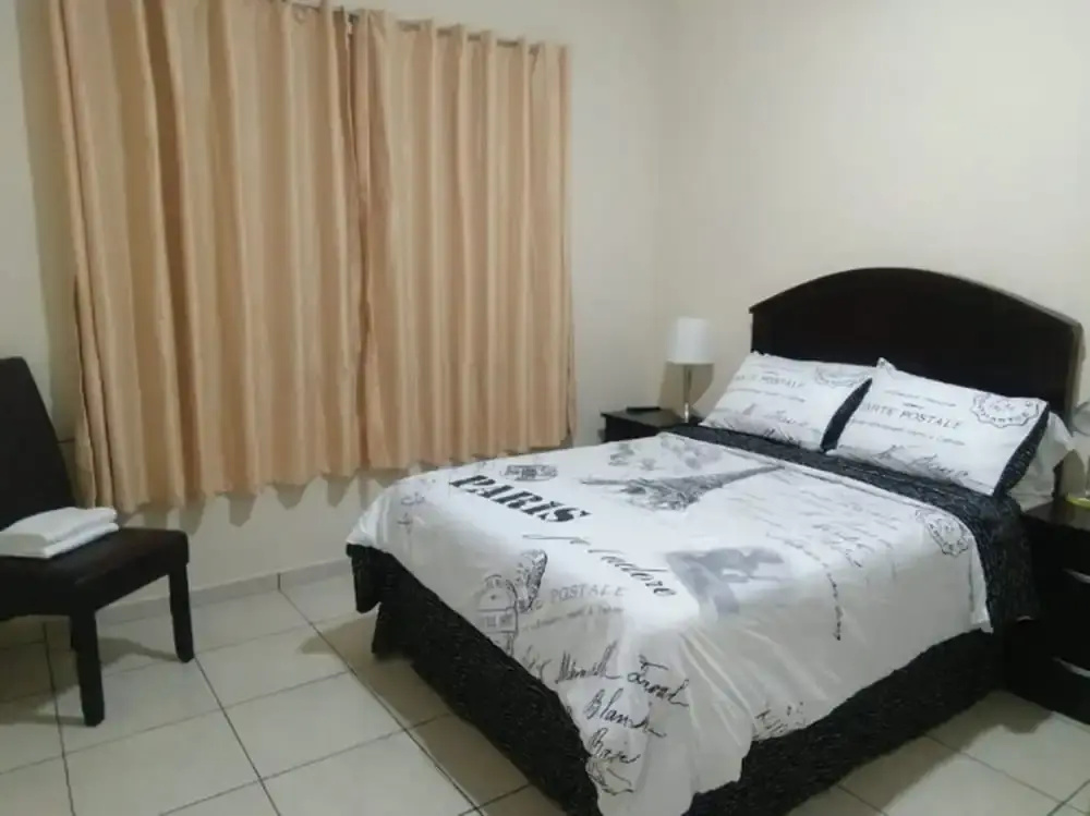 Entire House Spacious and Elegant