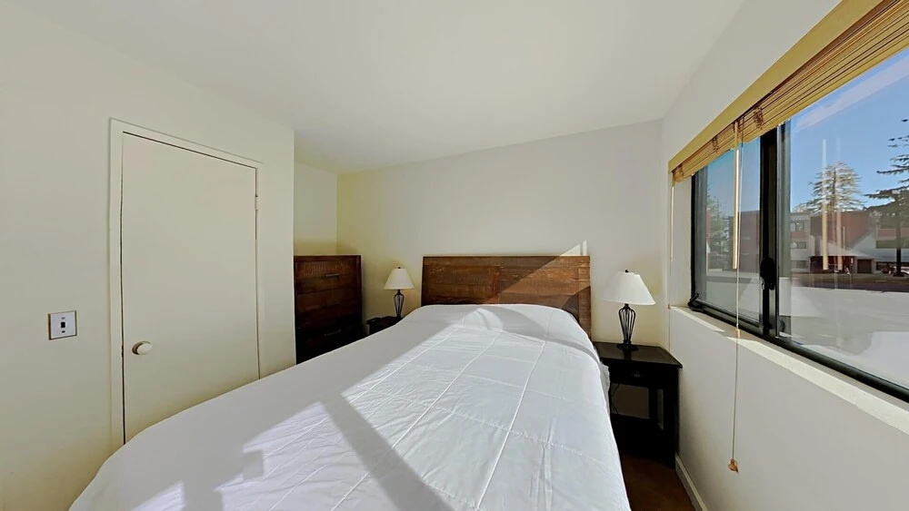 Spacious 2 BR Units at 1849 Condos with FREE Pool, Parking & Wifi