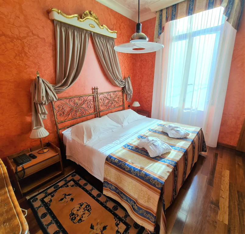 Hotel Colomba dOro