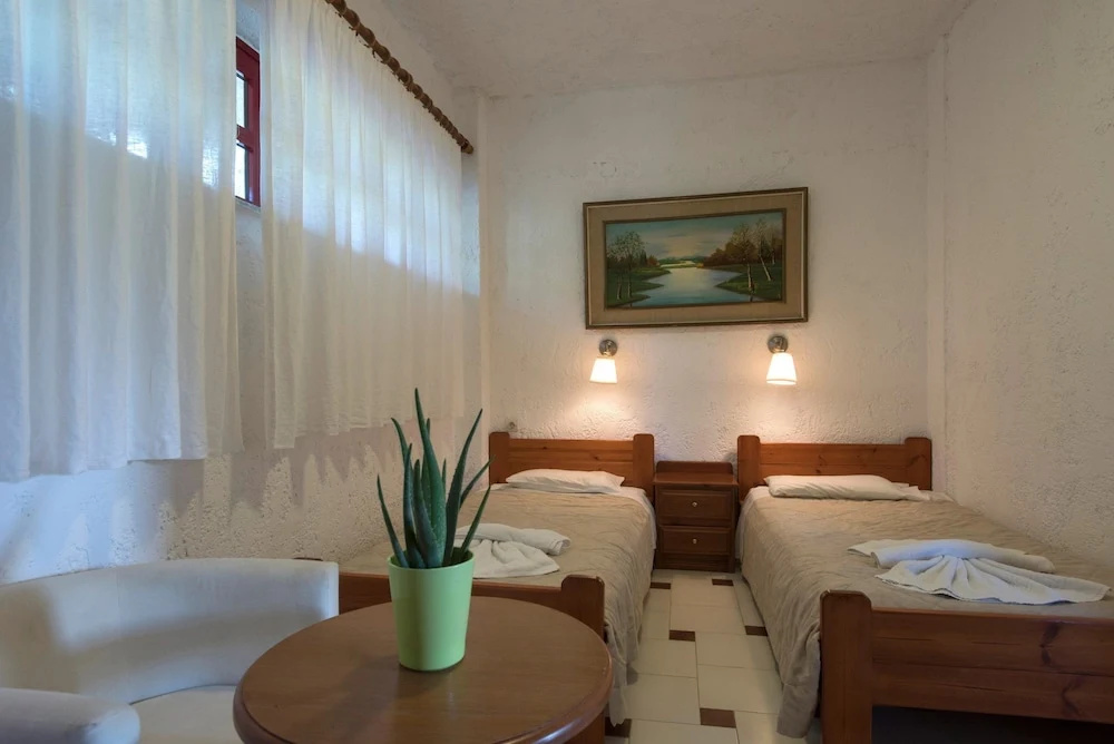 Proimos Apartments