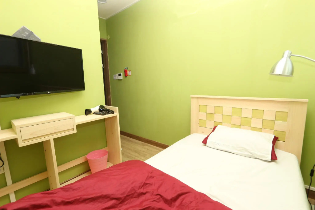 Quartz Hostel