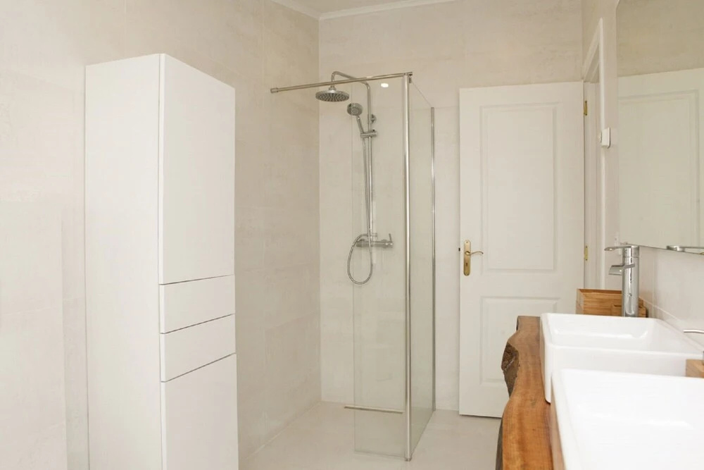 Cushy Apartment with garden in Estoril