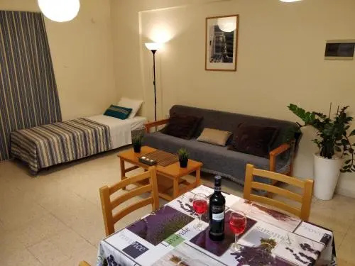 Demetris Apartments