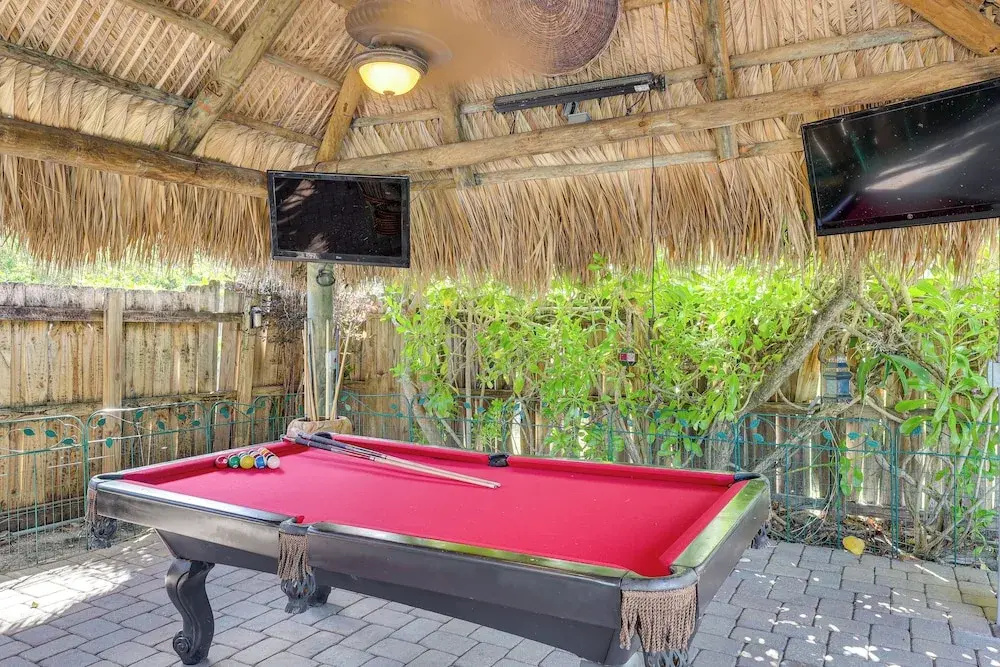 3 Mi to Deerfield Beach! Home w/ Poolside Oasis