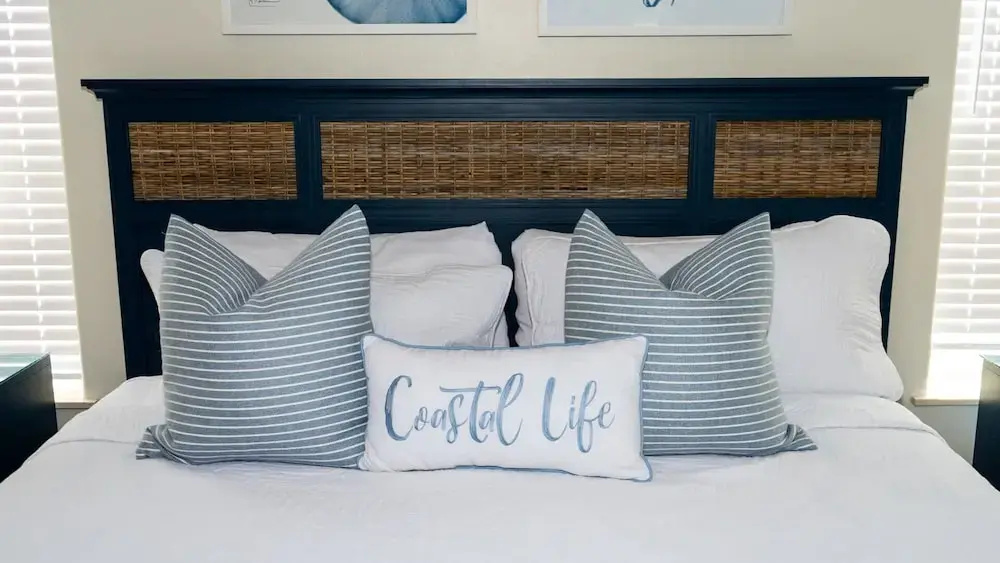Tranquil Turquoise Retreat 3 Bedroom Home