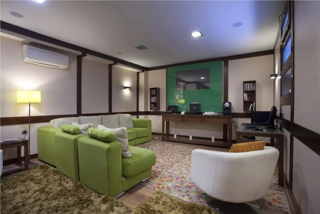 Orange Tree Resort