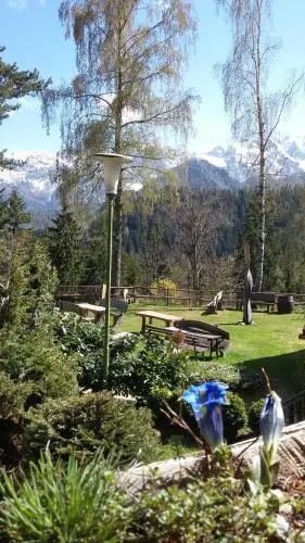 Guesthouse Planinski Dom Majerhold