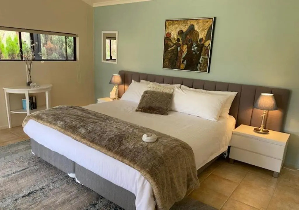 Granite Gardens Cottages & Lake Retreat